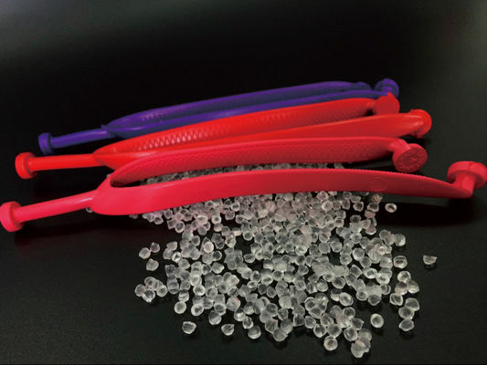 Cristal plástico flexível dos grânulo 100% do PVC do SG 3