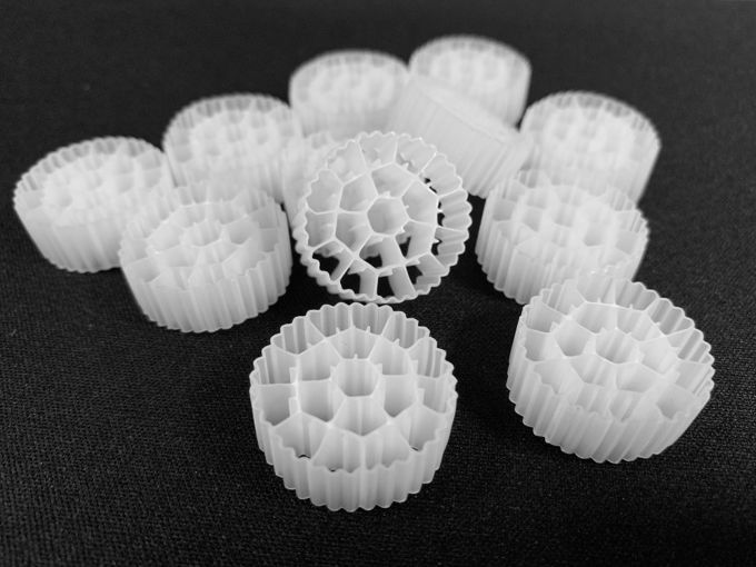 Cultura aquática de flutuação dos meios de filtro 25X10mm do HDPE K3 1